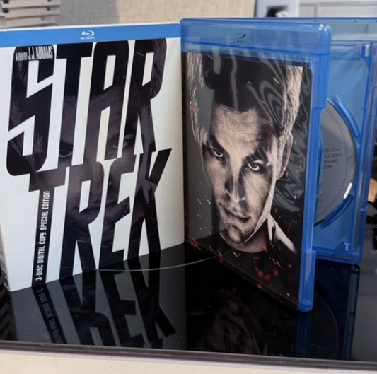 Star Trek: 3 Disc Special Edition (Paramount) - Blu-ray with slipcover